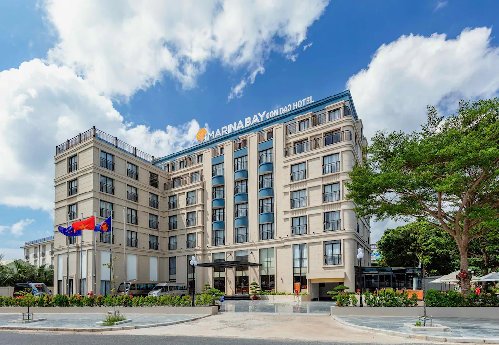 marina-bay-con-dao-hotel-15