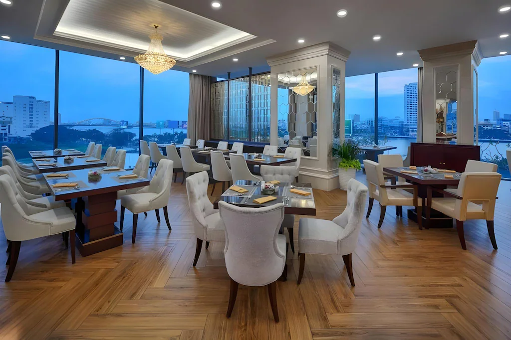 melia-vinpearl-riverfront-da-nang-4