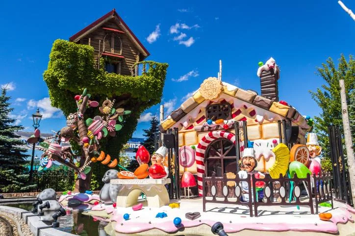 nha-may-chocolate-shiroi-koibito