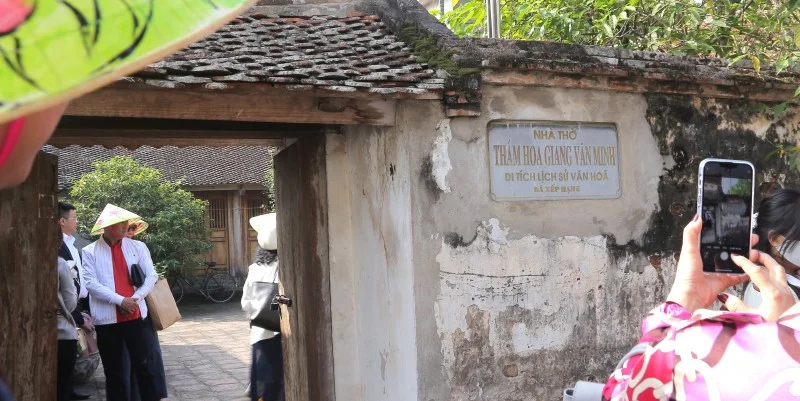 Làng cổ Đường Lâm: Vị trí, kiến trúc, kinh nghiệm tham quan & đơn vị uy tín