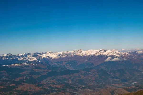 Núi tuyết Kiệu Tử – Kỳ quan tuyết trắng mới của Trung Quốc