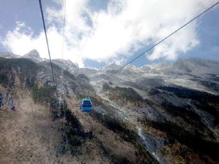 Núi Tuyết Ngọc Long Lệ Giang: Khám phá vùng đất tuyết đẹp nhất Trung Quốc