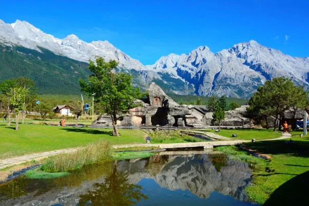 Núi Tuyết Ngọc Long Lệ Giang: Khám phá vùng đất tuyết đẹp nhất Trung Quốc