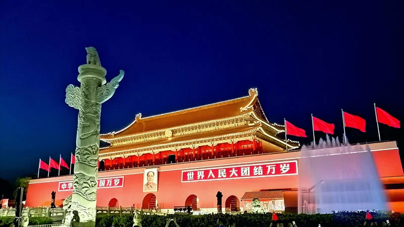 quang-truong-thien-an-mon-thap