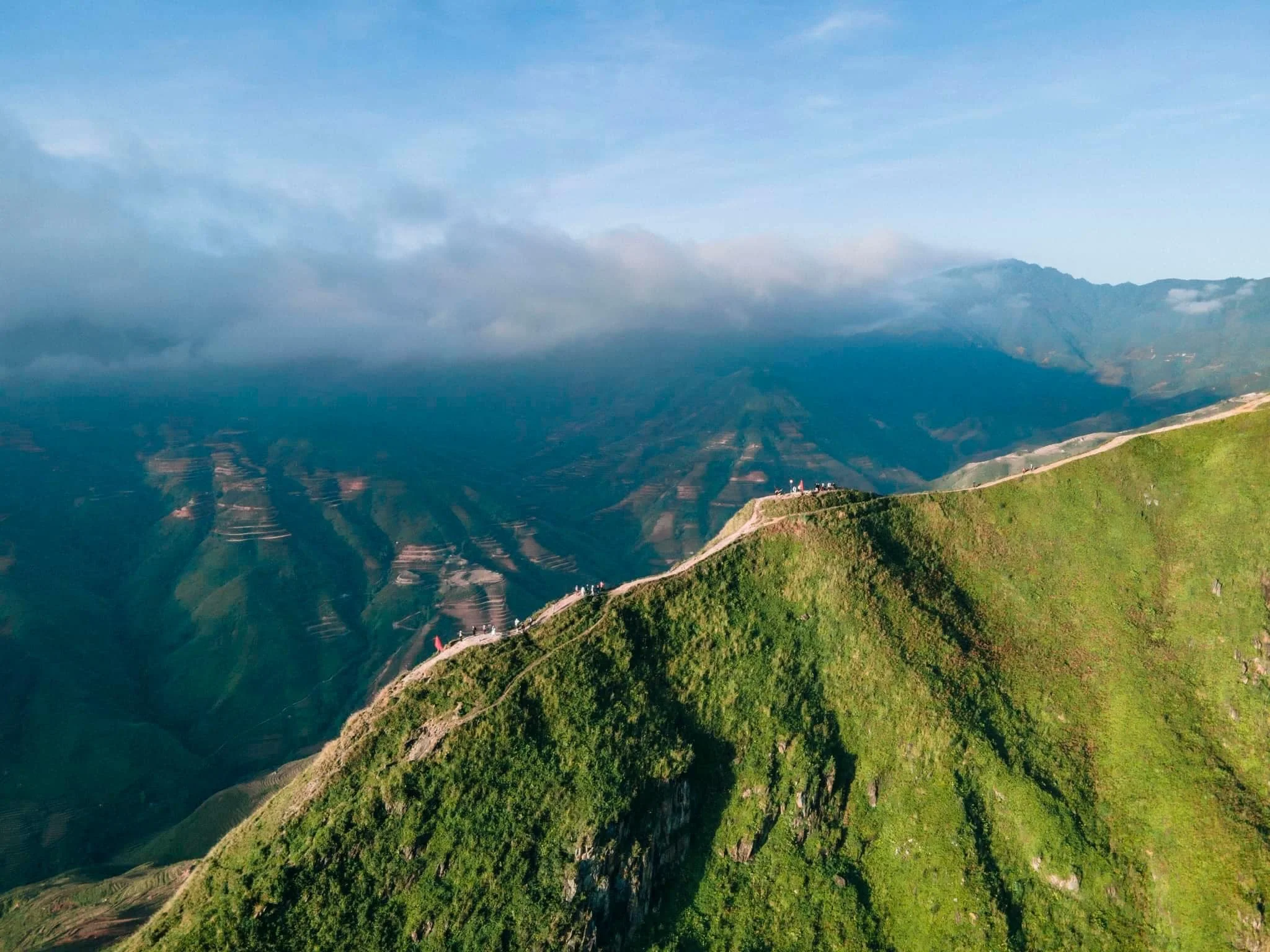 song-lung-khung-long