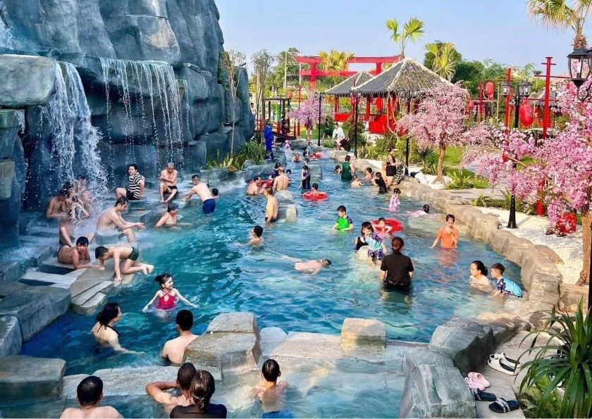 Kinh nghiệm đi Wyndham Thanh Thủy: Kinh nghiệm, giá vé & đơn vị uy tín