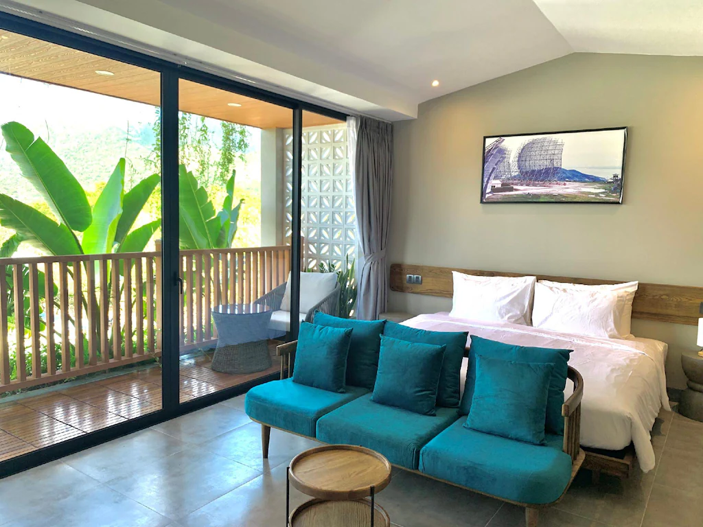 the-mystery-con-dao-12