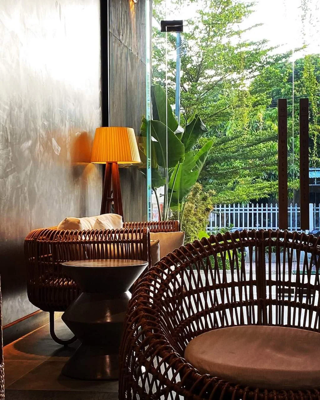 the-mystery-con-dao-29