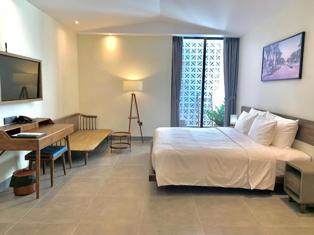 the-mystery-con-dao-33