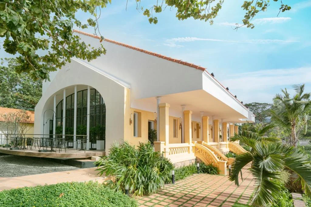 the-secret-con-dao-17