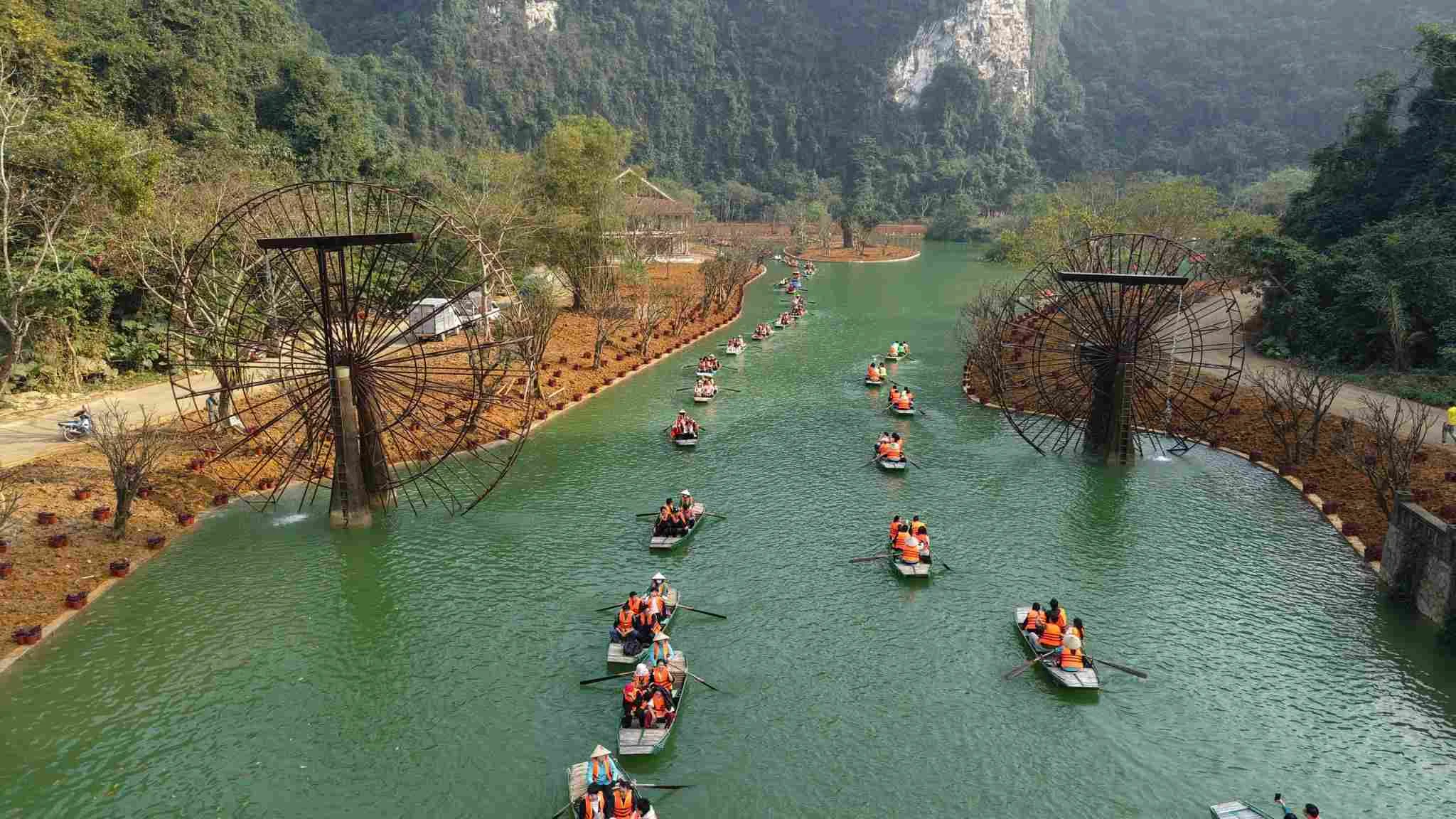 Tour Thung Ui Ninh Bình 1 ngày từ Hà Nội: Đặc điểm, Giá tour, Lịch trình và Đơn vị uy tín giá rẻ