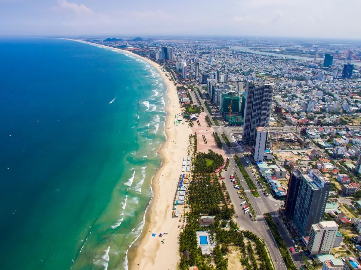 tour-da-nang-bai-bien-my-khe
