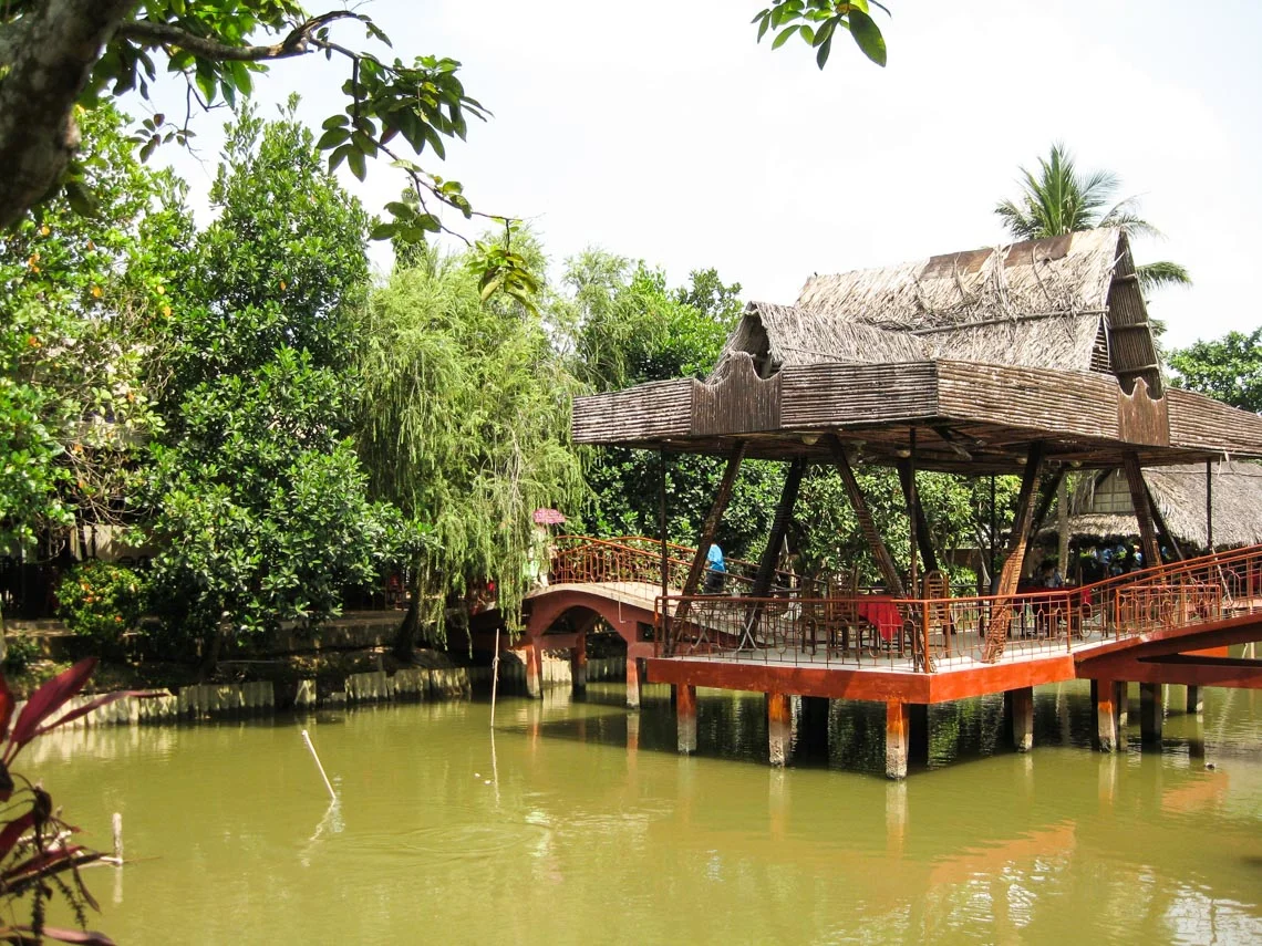 ngay-1-sai-gon-my-tho-ben-tre-can-tho-an-sang-trua-toi