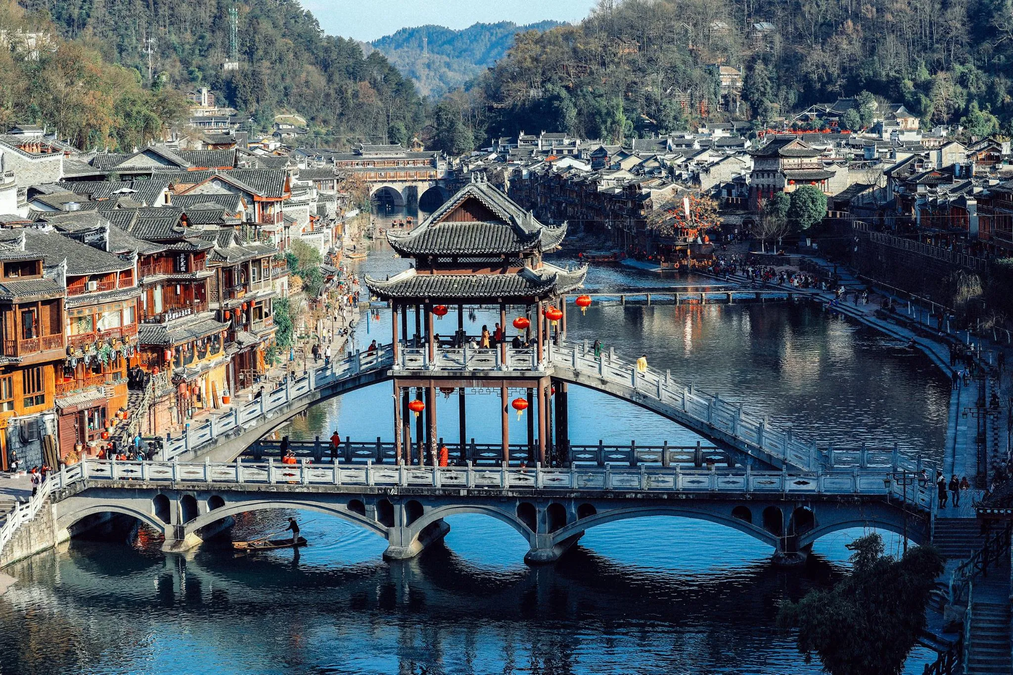 tai-sao-nen-chon-dat-tour-phuong-hoang-co-tran-tai-phe-travel