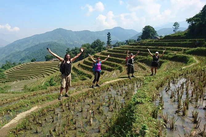 Trekking Sapa: Top 5 cung đường thú vị nhất & kinh nghiệm chi tiết