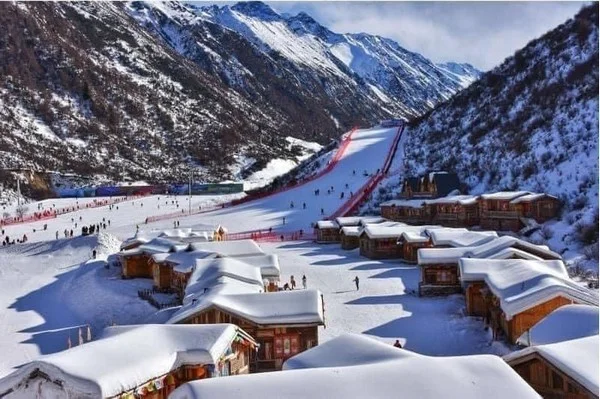 truot-tuyet-gia-con-son