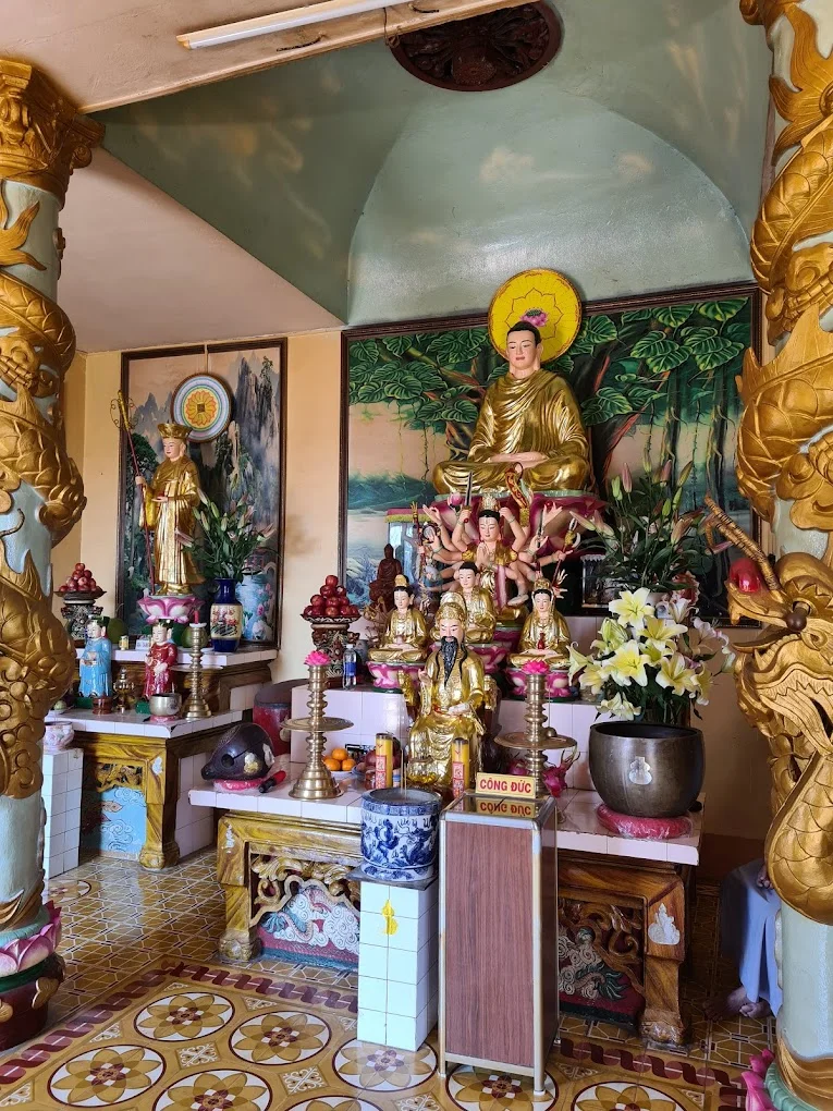 Chùa Hang: Vị trí, điểm thu hút, kinh nghiệm du lịch và chọn tour