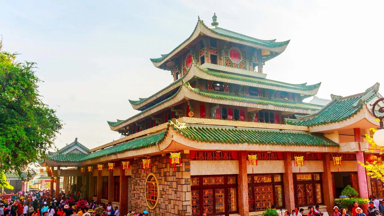 via-ba-chau-doc-kien-truc