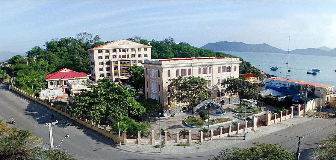 Kinh nghiệm du lịch Nha Trang tự túc từ A-Z: Ăn gì, Chơi đâu, Ở đâu & Mẹo đặt tour giá rẻ