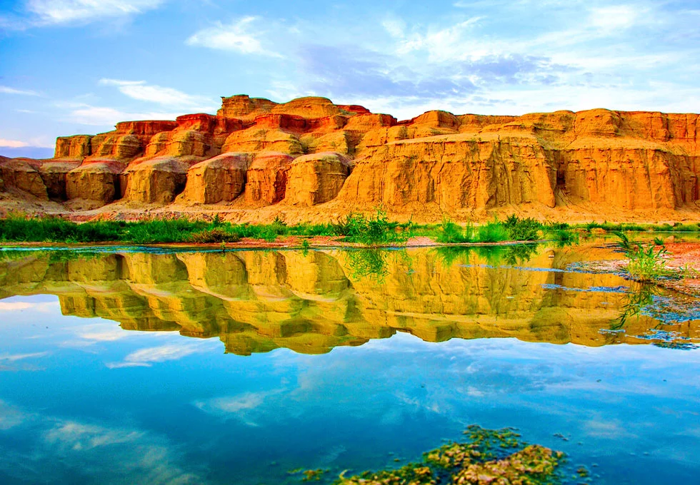 vinh-ngu-sac-va-thanh-pho-ma-urho-ghost-city