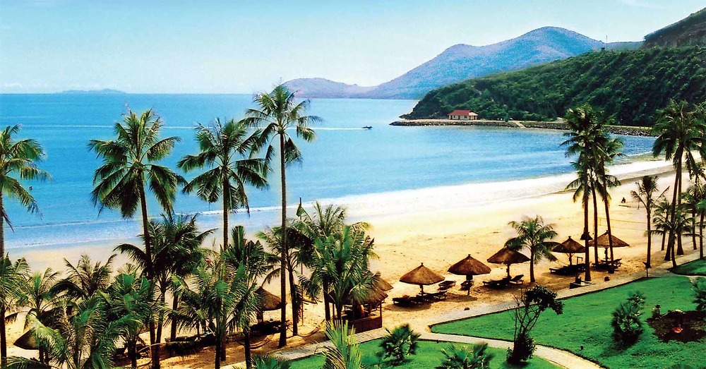 Kinh nghiệm du lịch Nha Trang tự túc từ A-Z: Ăn gì, Chơi đâu, Ở đâu & Mẹo đặt tour giá rẻ